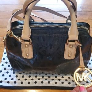 Used MK Purse Handback Medium Size